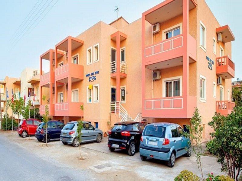 Revekka Apartment *