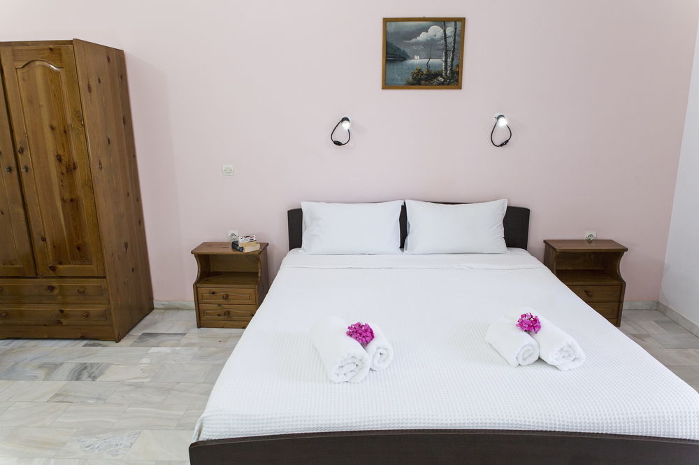 Revekka Apartment