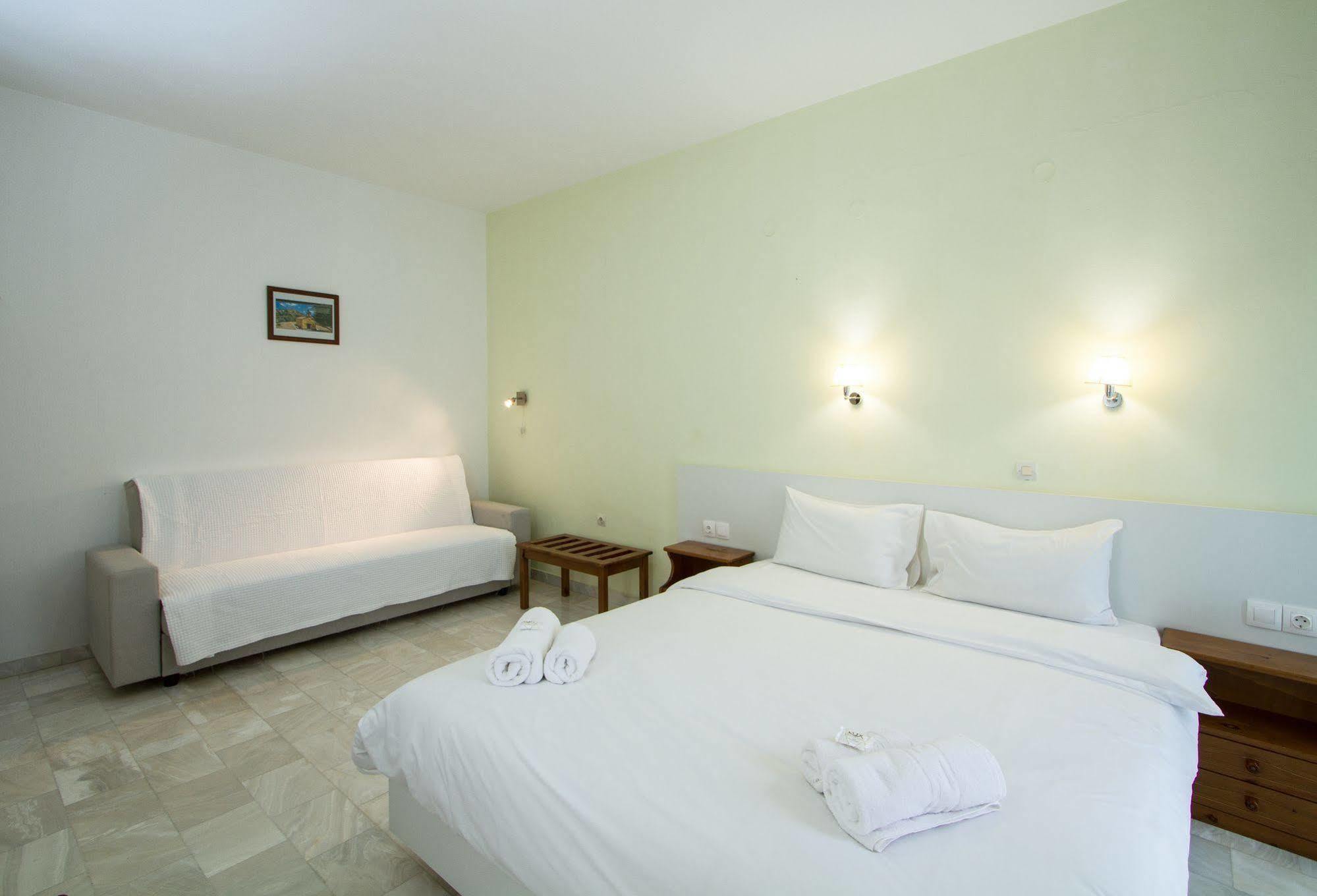 Revekka Apartment *